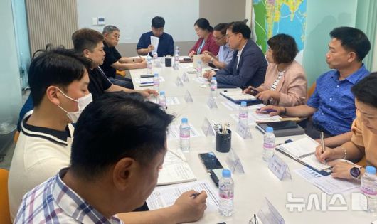 [의정부=뉴시스] 경기 의정부시가 지역 외식업계와 진행한 간담회.(사진=의정부시 제공).photo@newsis.com