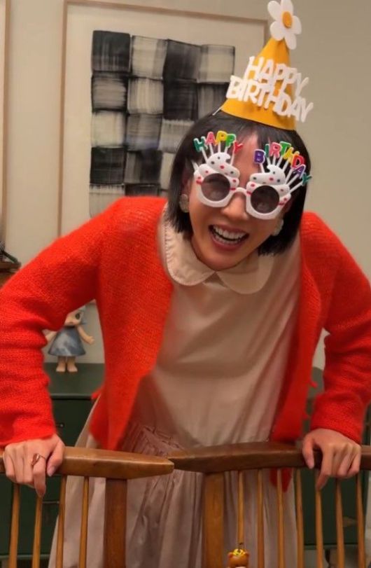 [서울=뉴시스] 손예진. (사진=손예진 인스타그램 캡처) 2026.01.16. photo@newsis.com *재판매 및 DB 금지