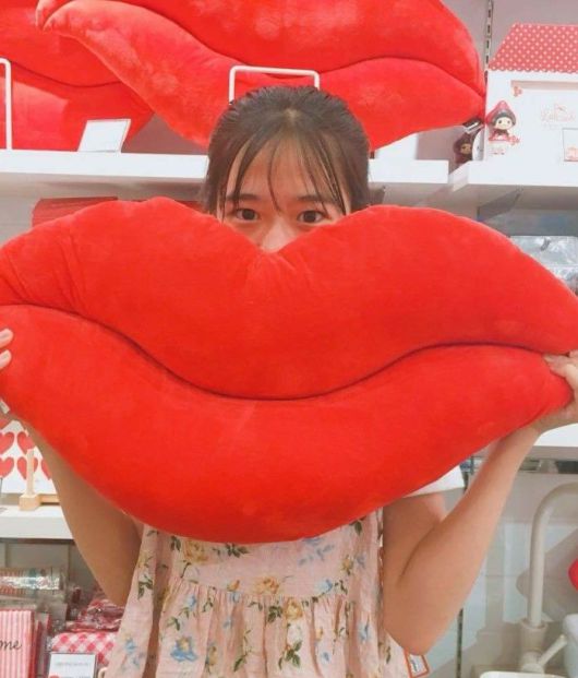 [서울=뉴시스] 안유진. (사진=인스타그램 캡처) 2026.01.19. photo@newsis.com *재판매 및 DB 금지