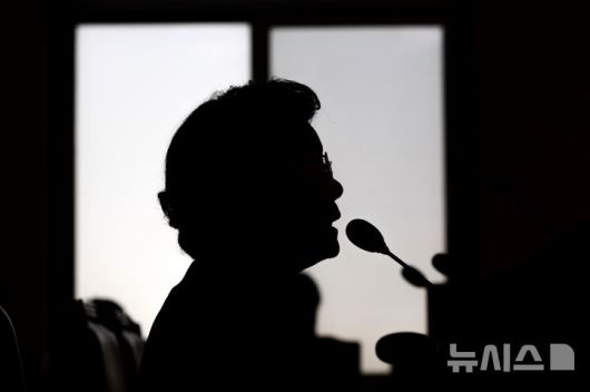 [서울=뉴시스] 고승민 기자= 이혜훈 기획예산처 장관 후보자가 23일 서울 여의도 국회 재정경제기획위원회에서 열린 인사청문회에서 의원 질의에 답하고 있다. (공동취재) 2026.01.23. photo@newsis.com