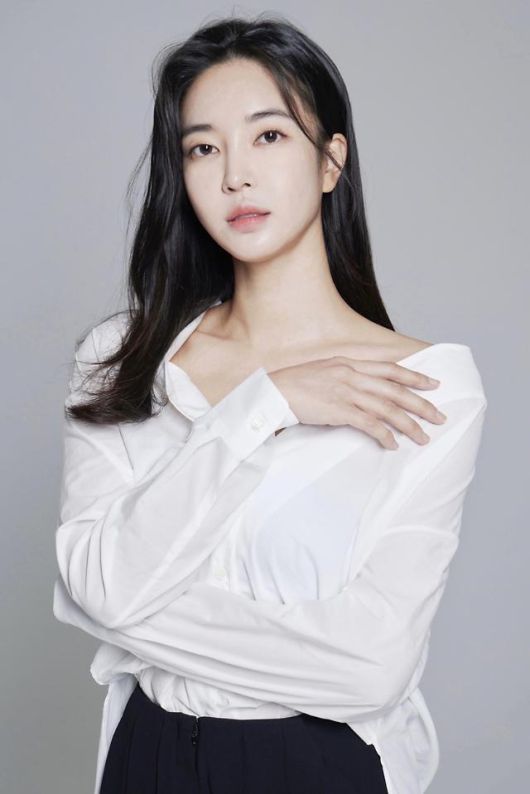 김윤지, 넷플릭스 '리프트' 출연 확정