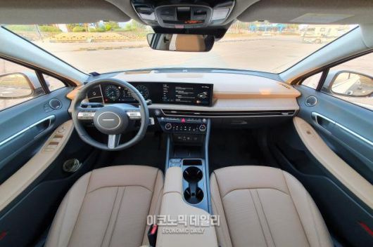 현대차 '쏘나타 디 엣지' 실내[사진=성상영 기자]