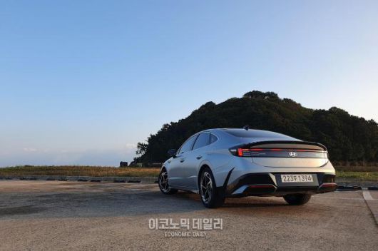 현대자동차 '쏘나타 디 엣지' 뒷모습[사진=성상영 기자]