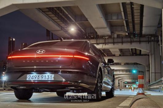 현대차 '디 올 뉴 그랜저' 뒷모습[사진=성상영 기자]