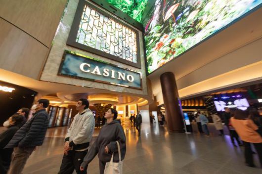 5일 인천 영종도 모히건 인스파이어 리조트 내 외국인 전용 카지노 전경. 문화체육관광부는 1월 인스파이어에 대해 외국인 전용 카지노업을 허가했다. 이는 지난 2005년 이후 19년 만의 신규 허가이자 외국인 투자자에 대해 이루어진 최초 허가다. 2024.03.05[사진=유대길 기자 dbeorlf123@ajunews.com]