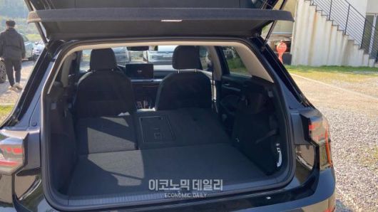 신형 골프 트렁크 공간[사진=김지영 기자]