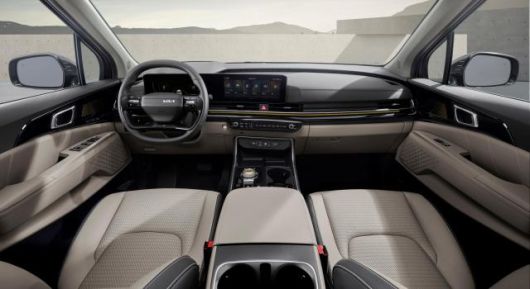 The 2025 카니발 내장.