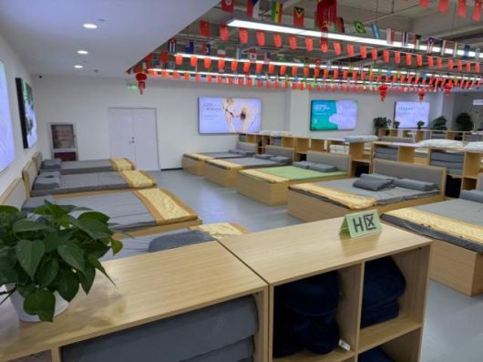 중국의 패키지 쇼핑옵션에 포함된 라텍스 쇼핑장소. [사진=독자제공]