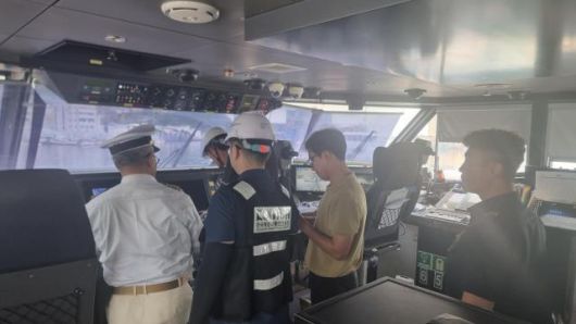 합동점검 중. [사진=한국해양교통안전공단 동해 운항 관리센터]