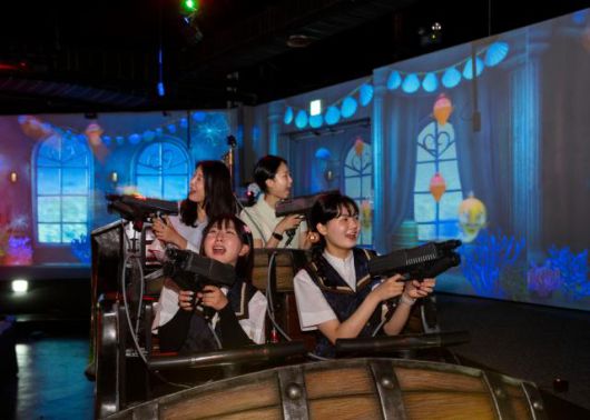 에버랜드 인기 어트랙션 슈팅 고스트는 올여름 아기상어 테마로 특별 운영된다. [사진=에버랜드]