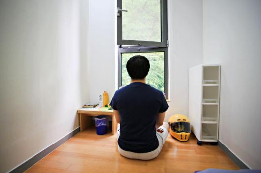 홍천 행복공장. 여행자가 명상을 하며 시간을 보내고 있다. [사진=한국관광공사]