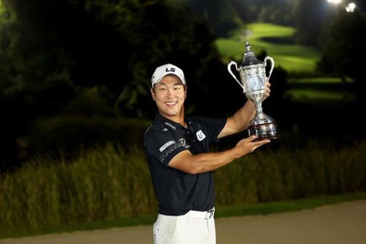 전가람이 한국프로골프(KPGA) 투어 현대해상 최경주 인비테이셔널(총상금 12억5000만원) 정상에 섰다. [사진=KPGA]