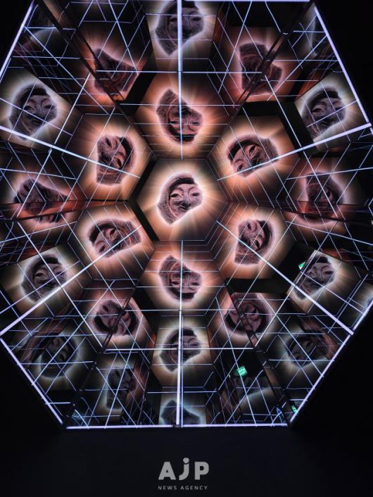 Silla kingdom's smiling roof tiles