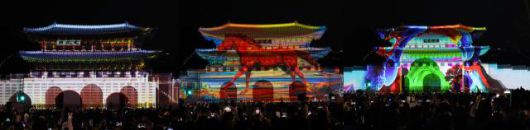 Visitors enjoy a media art show projected against the backdrop of Gwanghwamun Gate during the Seoul Winter Festa, Dec. 12, 2025/ AJP Yoo Na-hyun