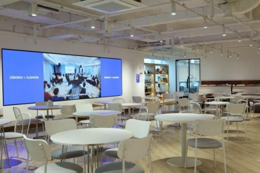 잡코리아 본사 라운지 전경 [사진=잡코리아]