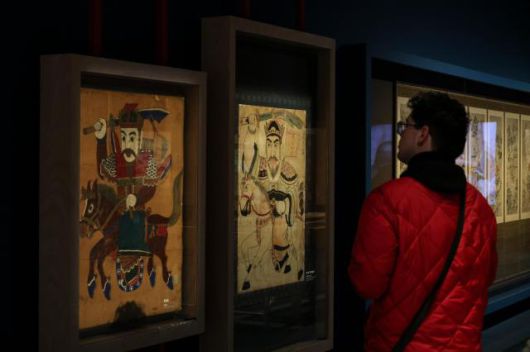 Visitors view exhibits at a special exhibition marking the Year of the Red Horse, The Famous Feast of the Horse, at the National Folk Museum of Korea in Jongno-gu, Seoul, on Jan. 5. 2026. AJP Yoo Na-hyun