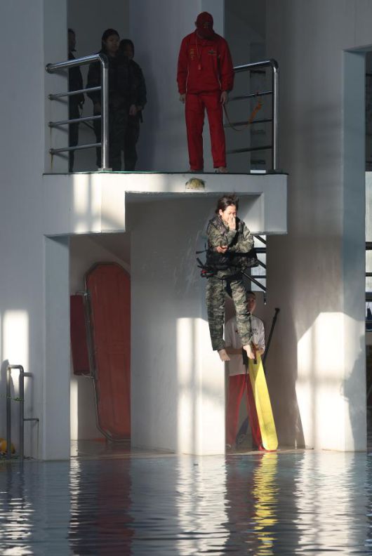 Participants take part in training during the 2026 Winter Marine Corps Camp at the 1st Marine Division in Pohang, North Gyeongsang Province, on Jan. 13, 2026. Yonhap