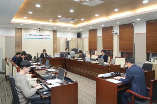 평택도시공사 사장 임용후보자 인사청문회 진행 모습. [사진=평택시의회]