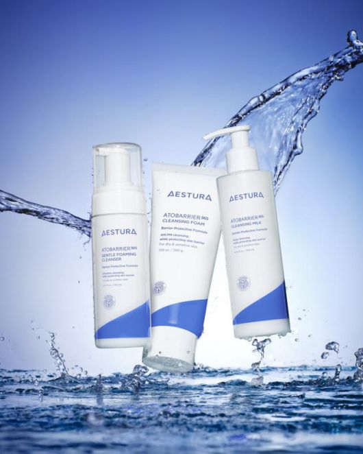 에스트라 아토베리어365 클렌징 3종 [사진=아모레퍼시픽]