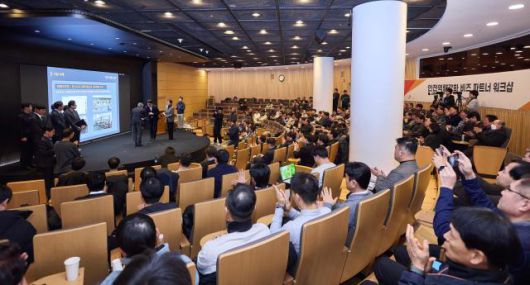 SK텔레콤은 안전보건 협력사 169곳을 초청해 지난 한 해 동안 노고에 감사의 뜻을 전하고 협력 방향 및 계획을 공유하기 위한 행사를 개최한다고 22일 밝혔다.[사진=SKT]