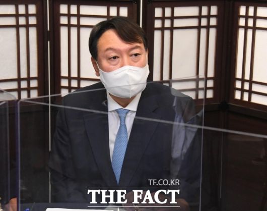 윤 전 총장의 '국민캠프'는 13일 "지도부와 조율되지 않은 오늘의 경선준비위원회 주관 설명회에 참석하지 않음을 알려드린다"고 밝혔다. 이 대표와 윤 전 총장의 갈등이 지속될 전망이다. /국회사진취재단