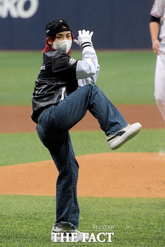 '멋진 시구 보여드릴게요!'