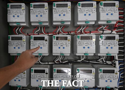 12일 기획재정부에 따르면 정부는 이달 20일쯤 내년도 경제정책방향을 밝히고 전기·도시가스 요금 동결 방침을 발표할 예정이다. /이동률 기자