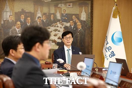 더팩트