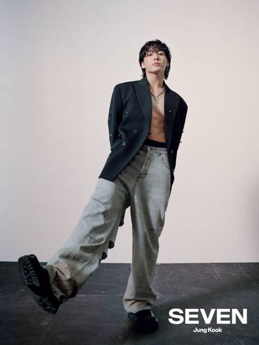 방탄소년단 정국의 'Seven'이 '글로벌 200'과 '글로벌(미국 제외)' 차트 1위를 차지했다. /빅히트뮤직