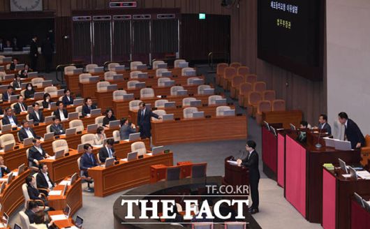 한동훈 법무부 장관이 이재명 더불어민주당 대표의 체포동의안 표결에 앞서 이유 설명을 하고 있다.