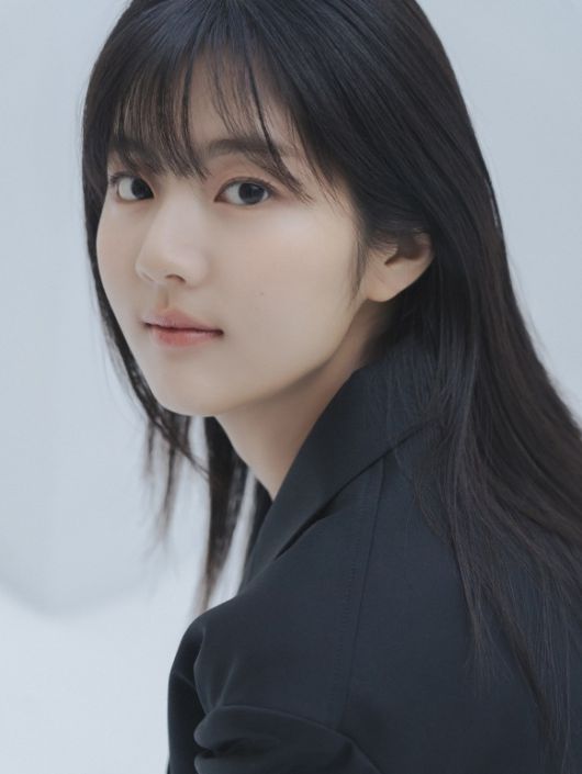 배우 신은수가 '반짝이는 워터멜론'을 통해 느낀 자신만의 '청춘'을 전했다. /앤피오엔터테인먼트