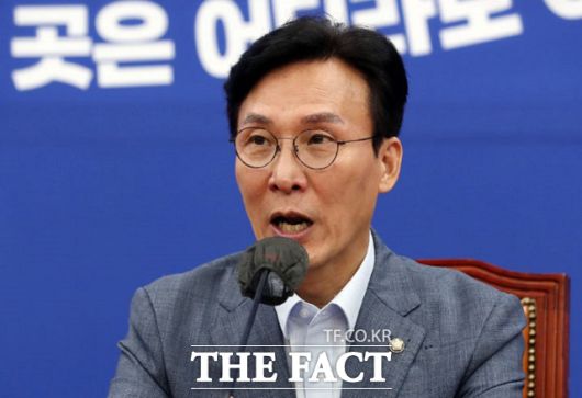 '이재명 2기 체제'를 앞두고 당내에선 여러 친명 의원들이 러닝메이트 하마평에 오르내리고 있다. 4선의 김민석 의원이 최고위원 후보로 유력하게 거론된다. /뉴시스