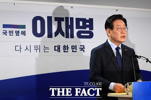 더팩트