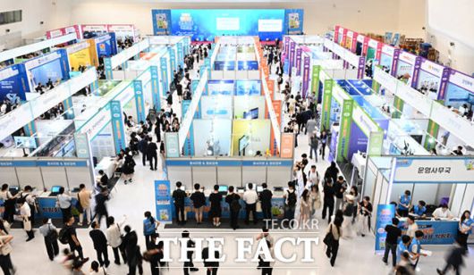 올해 8회를 맞는 이번 박람회는 은행 14개사, 보험사 15개사, 증권사 7개사 등 모두 78개 금융기관이 참여해 역대 최대 규모로 열린다.