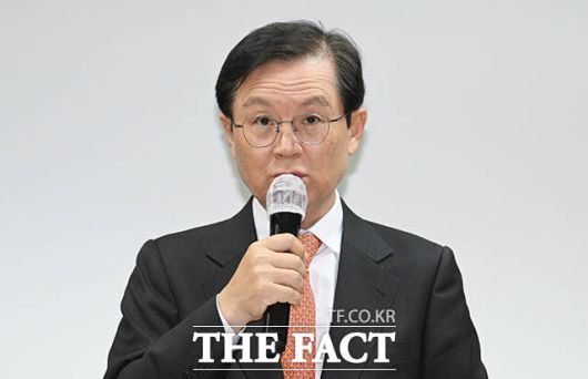 더팩트
