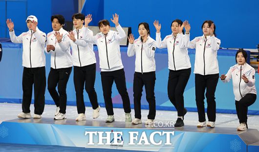 더팩트