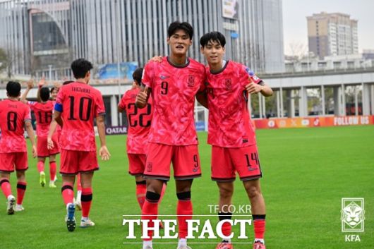 더팩트