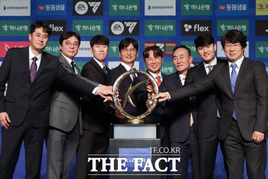 더팩트