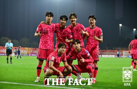더팩트
