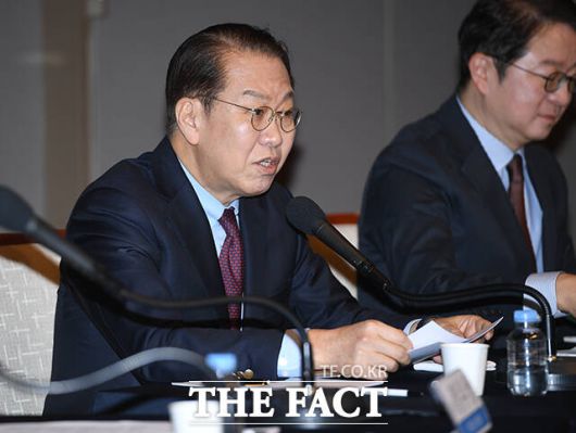 더팩트
