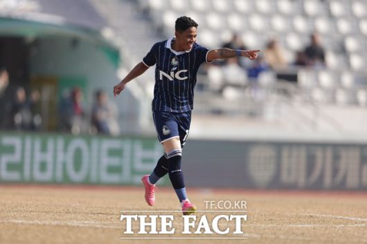 ‘하나은행 K리그2 2025’ 3라운드 MVP 영예를 차지한 서울 이랜드의 페드링요./K리그