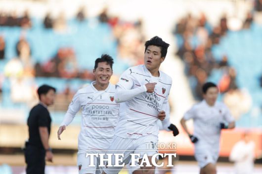 아직 마수걸이 승리를 신고하지 못한 포항은 전북과 원정 경기를 통해 시즌 첫승을 노리고 있다./K리그