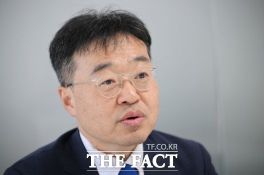 더팩트