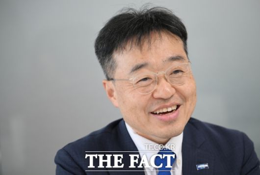 더팩트