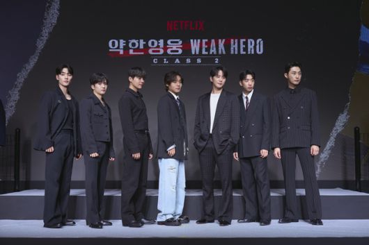 배우 이민재 최민영 려운 박지훈 이준영 유수빈 배나라(왼쪽부터)가 넷플릭스 시리즈 '악한영웅2'에 관한 다양한 이야기를 전했다. /넷플릭스