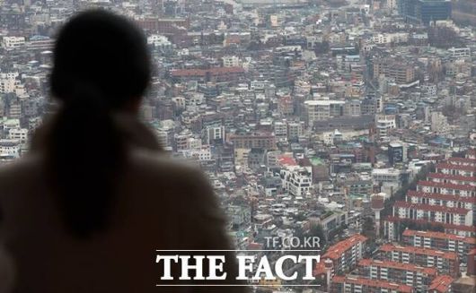 국토교통부에 따르면 전세사기피해자법이 지난 2023년 6월 제정된 이후로 지난달 30일까지 전세사기패해자 등으로 최종 결정된 사례는 2만9540건(67.7%)에 달한다. /뉴시스