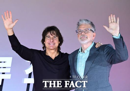 12번째 한국을 찾은 톰 크루즈(왼쪽)는 "한국은 어메이징하고 아름다운 나라다. 늘 따뜻한 환대를 해주셔서 감사하다"고 말문을 열었다. /이새롬 기자