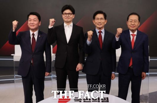 더팩트