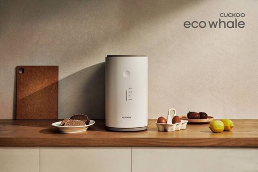 쿠쿠는 6세대 에코웨일 음식물 처리기가 1시간 만에 2000대 판매되는 등 론칭 라이브 방송 역대 최고 판매 속도를 기록했다고 12일 밝혔다. /쿠쿠