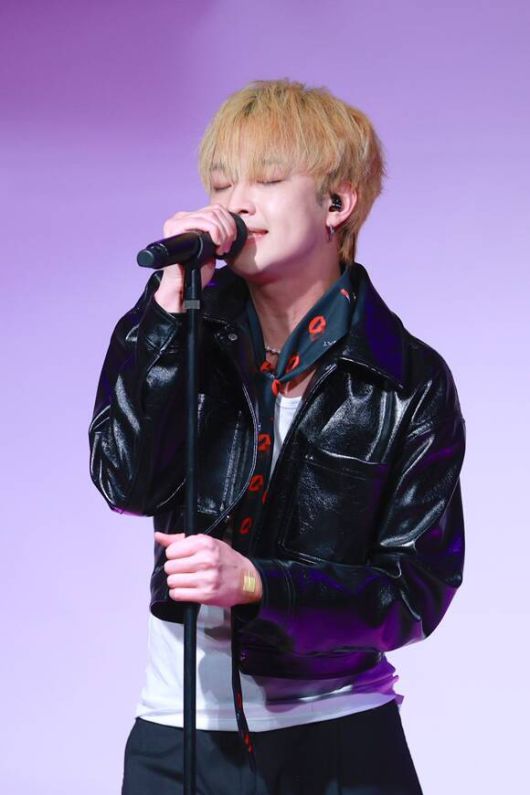 2Z의 보컬 호진은 "수치적인 성과보다도 멤버들과 계속 헤어지지 않으면서 음악을 하고 싶다"고 바랐다. /GOGO2020